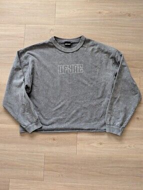 DFYNE Oversized Raw Hem Crewneck